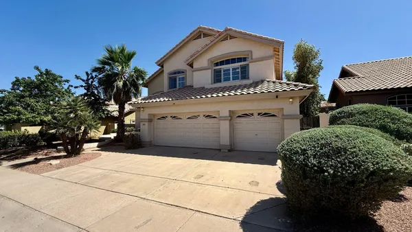 $3,250 | 1655 East Saltsage Drive, Phoenix, AZ 85048