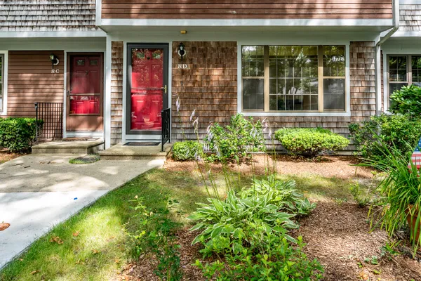 $380,000 | 195 Falmouth Road, Unit 8D, Mashpee, MA 02649
