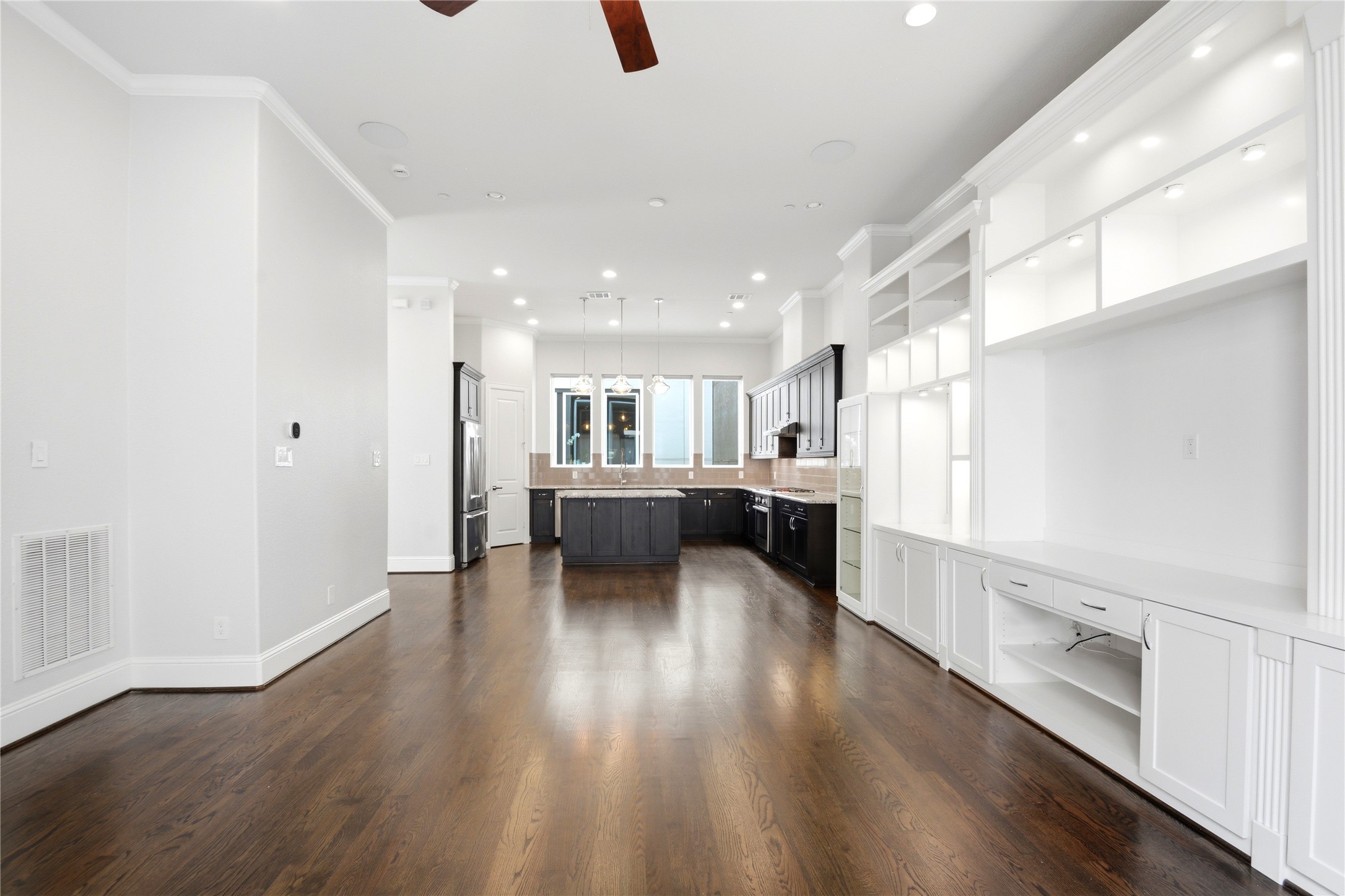 2119 Taft Street Houston, TX 77006 - Photo 18 of 50