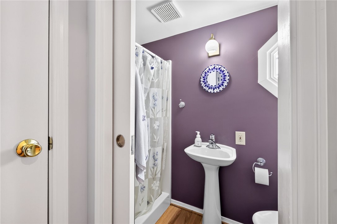 149 Yorkshire Road Irondequoit, NY 14609 - Photo 18 of 22 First floor bath