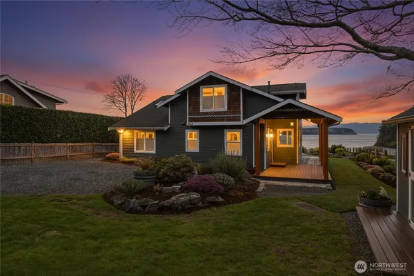$999,500 | 1564 Seacrest Drive, Lummi Island, WA 98262