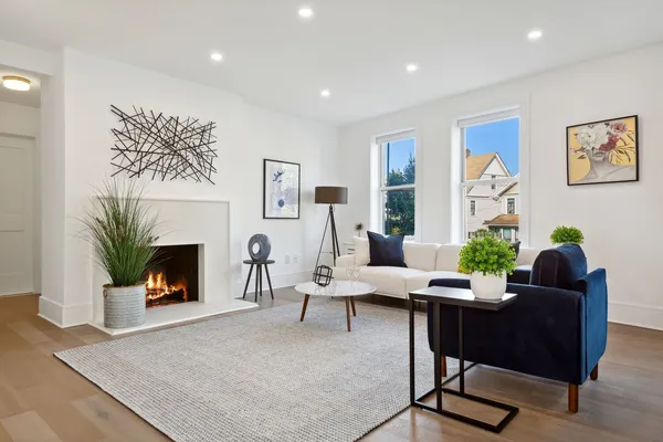 $995,000 | 148-09 Northern Boulevard, Unit 6E | Murray Hill - Flushing