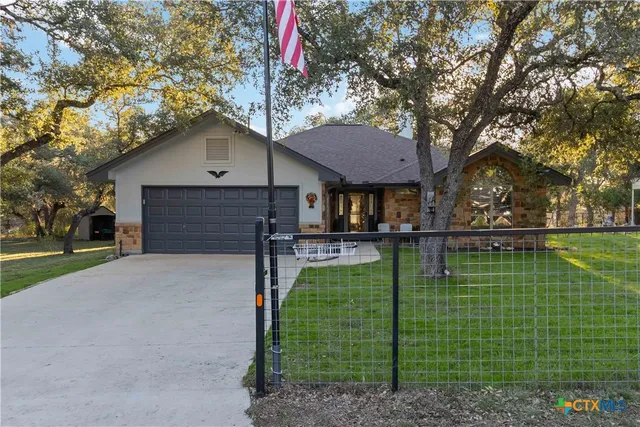 $499,000 | 2450 Grandview Forest, Canyon Lake, TX 78133
