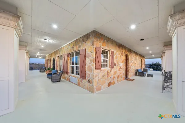 $2,550,000 | 1694 County Road 102, Llano, TX 78643