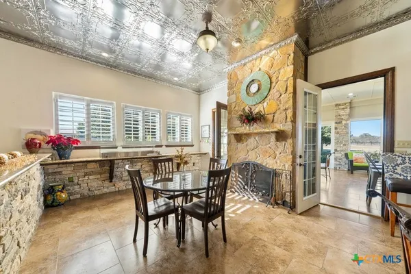 $2,550,000 | 1694 County Road 102, Llano, TX 78643