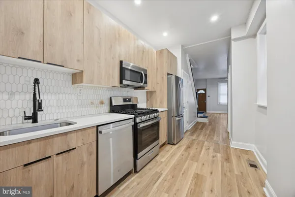 $1,950 | 3111 Gaul Street, Philadelphia, PA 19134