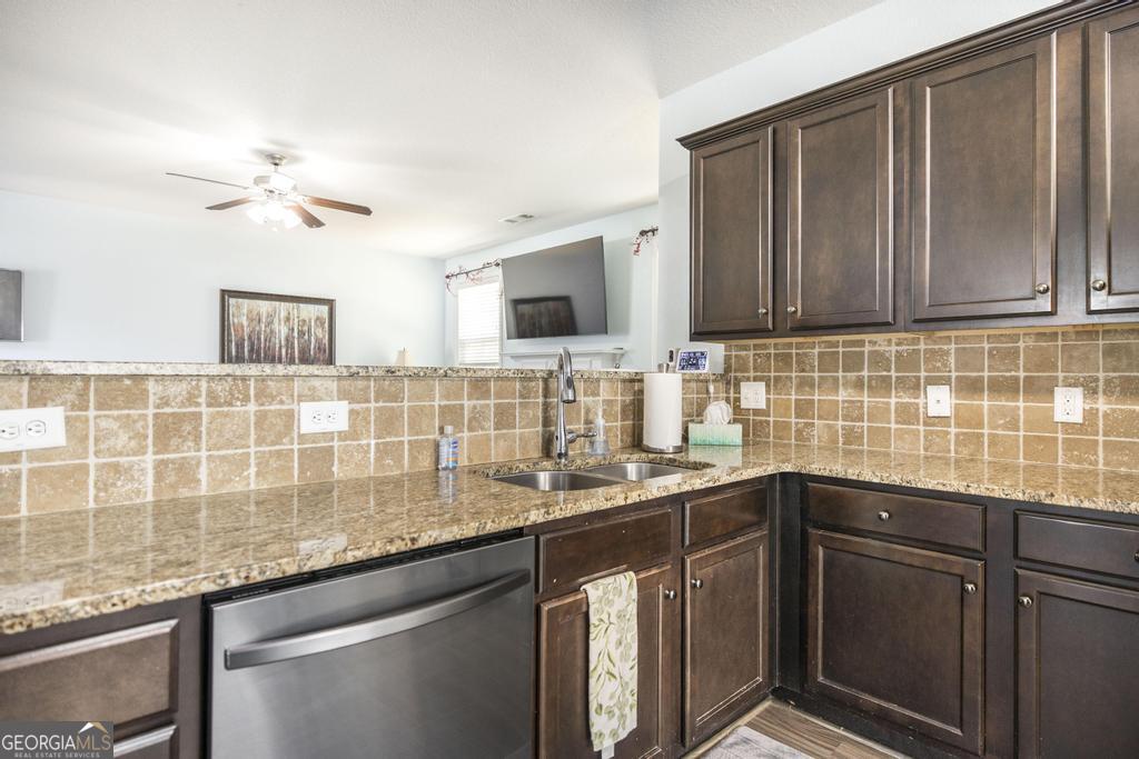 108 Ousley Way Perry, GA 31069 - Photo 11 of 44