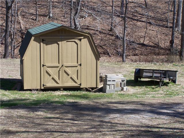 486 Powell School Road Goodspring, TN 38460 - Photo 3 of 12