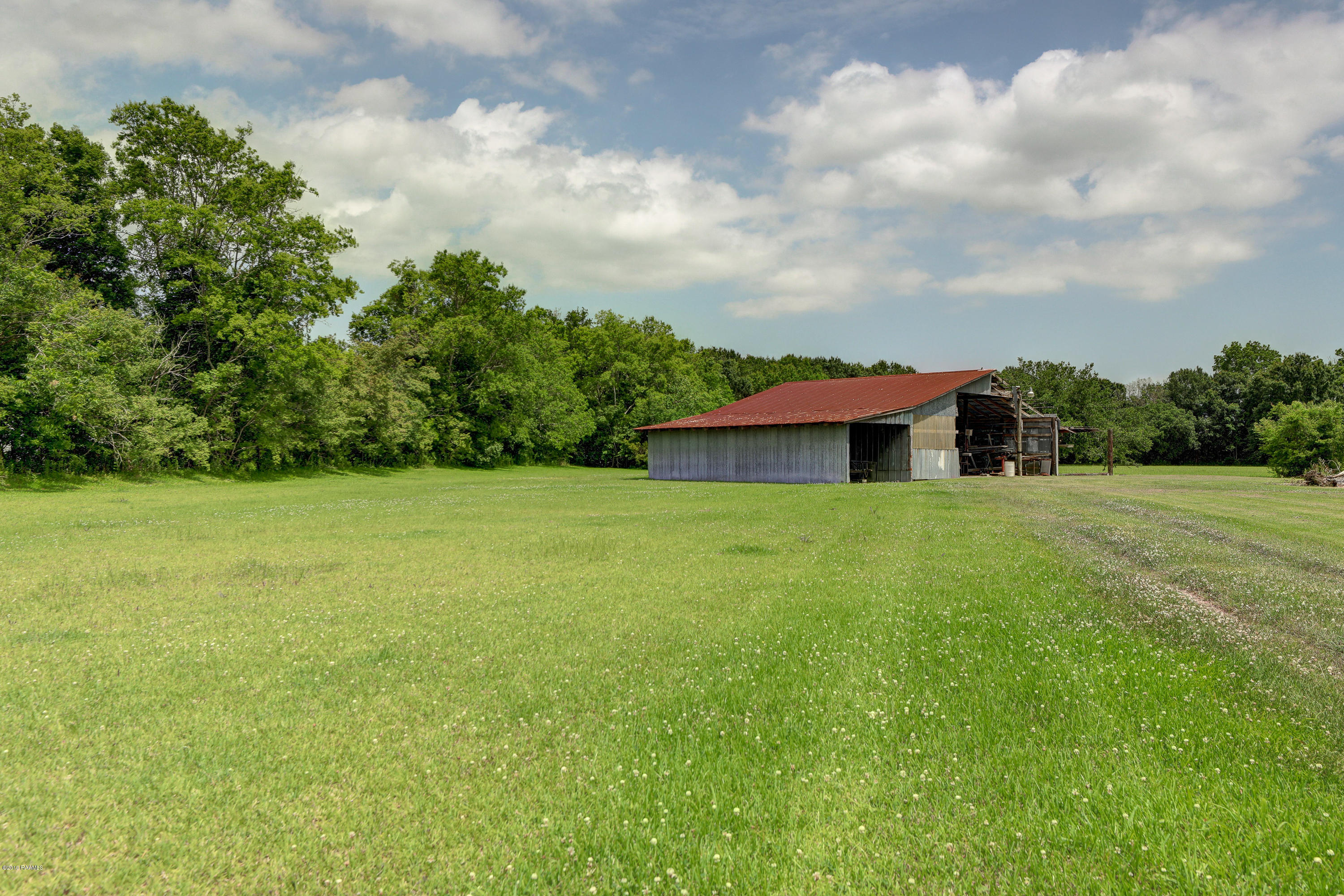 2905 Valery Road New Iberia, LA 70560 - Photo 15 of 24 Gallery Image 15