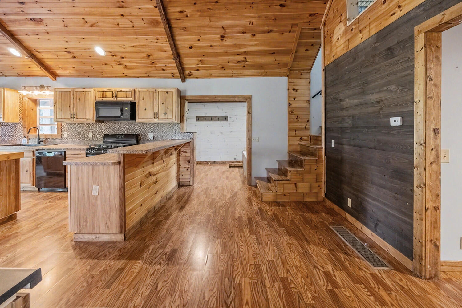 6854 East Garfield Road Hesperia, MI 49421 - Photo 6 of 40 3G8A0767-HDR