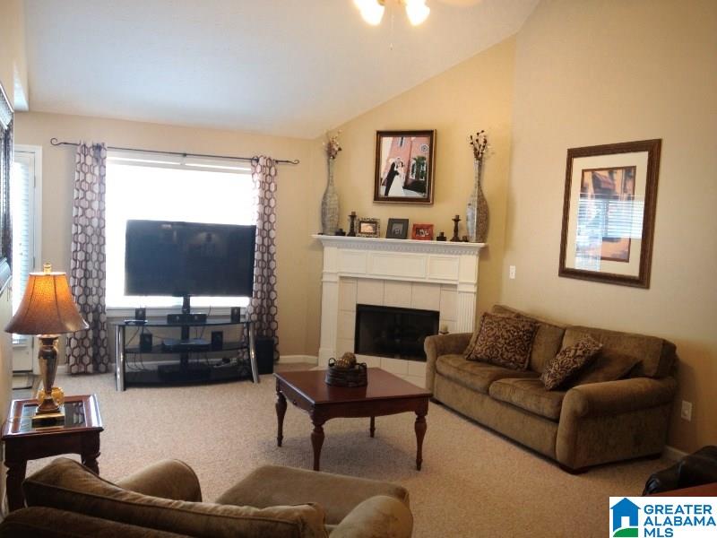 359 Henry Road Southwest Jacksonville, AL 36265 - Photo 2 of 18