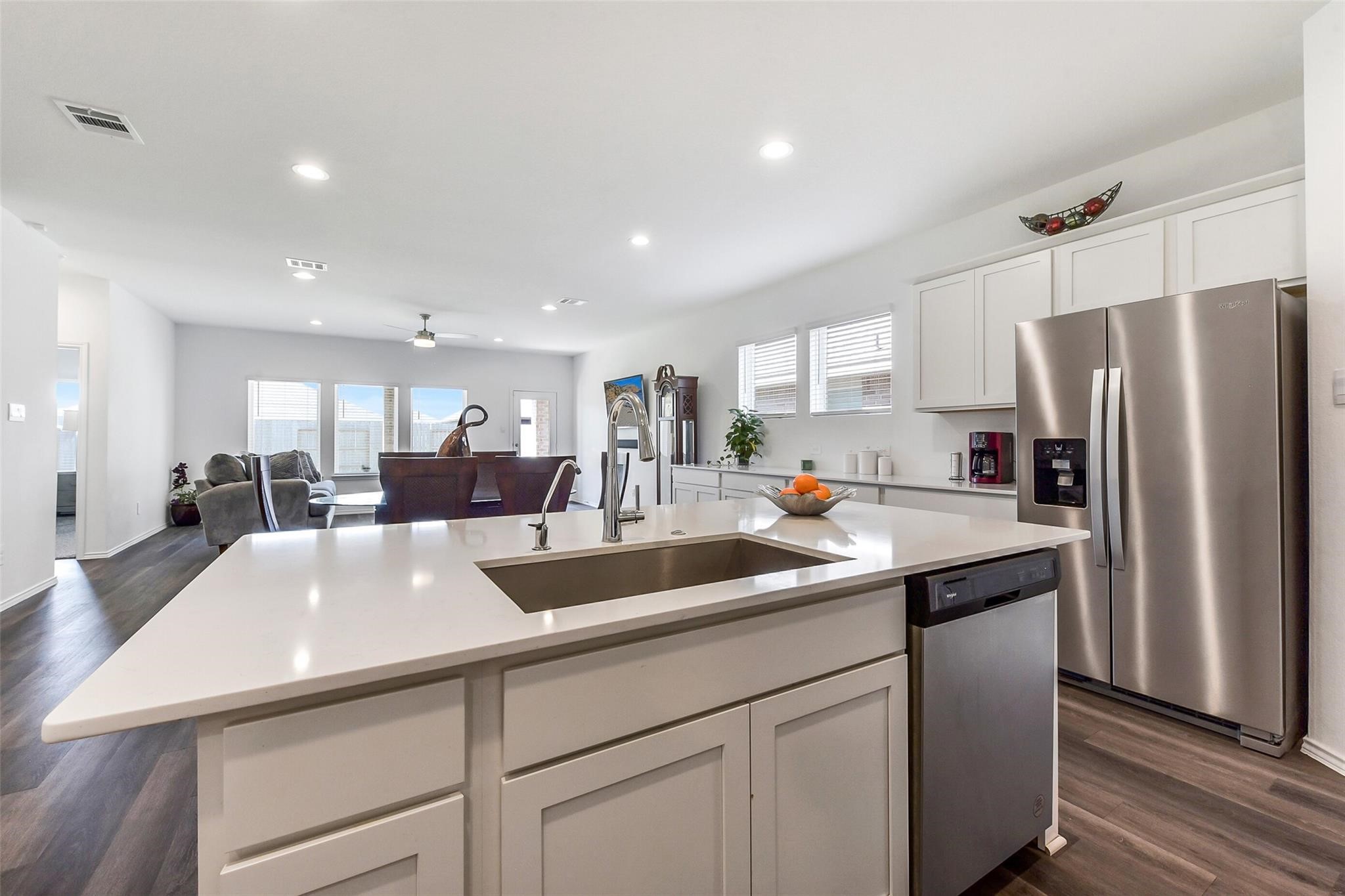 4985 Blue Beetle Rdg Drive Katy, TX 77493 - Photo 9 of 40