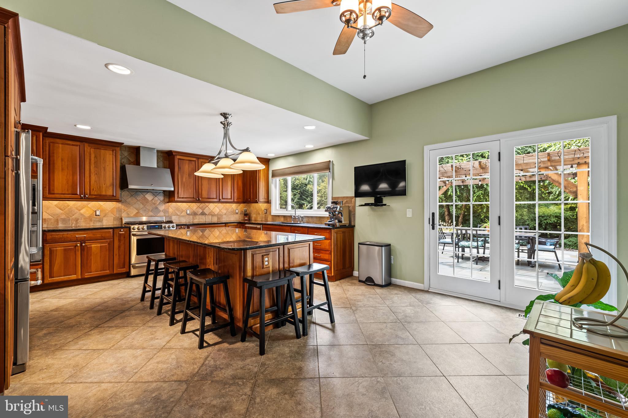 20 Highfield Court Cockeysville, MD 21030 - Photo 22 of 60 a view of a dining room with furniture window and outside view
