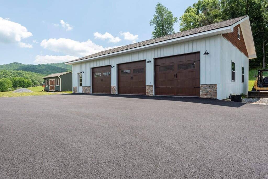 37220 Widener Valley Road Glade Spring, VA 24340 - Photo 14 of 70 86977_37