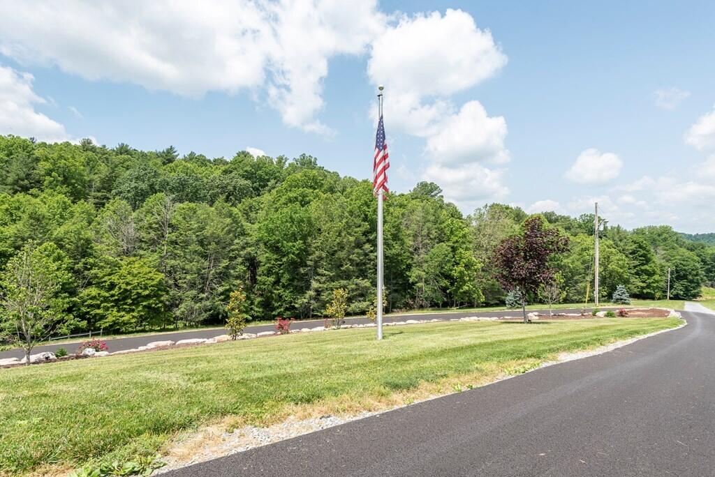 37220 Widener Valley Road Glade Spring, VA 24340 - Photo 8 of 70 86977_38