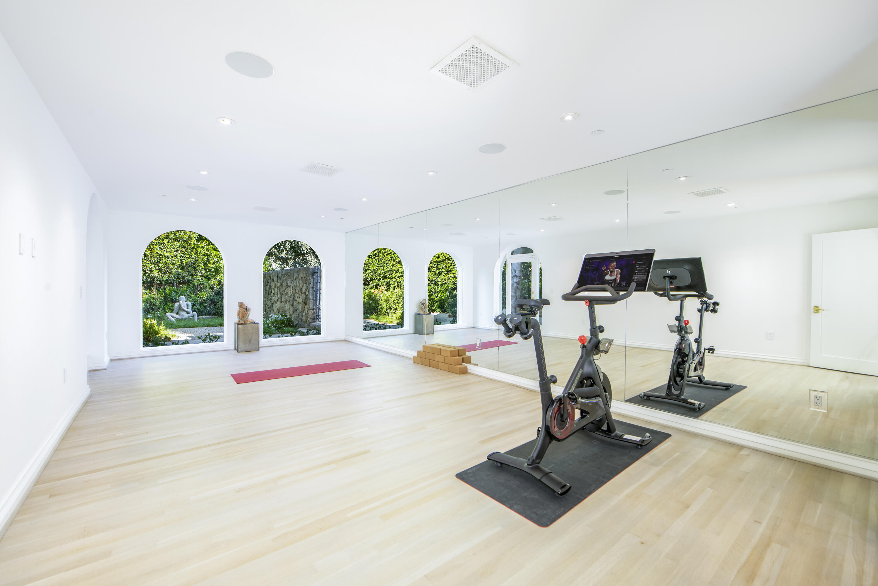204 Hot Springs Road Montecito, CA 93108 - Photo 25 of 28 Gym/Yoga