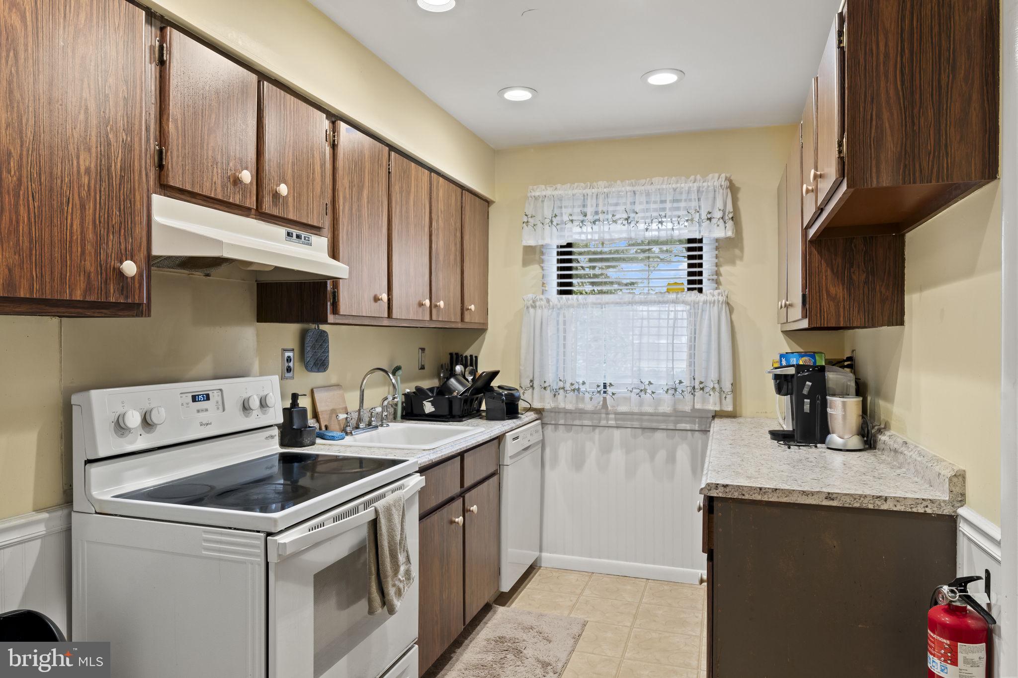 1475 Mt Holly Road, Unit A11 Edgewater Park, NJ 08010 - Photo 10 of 26