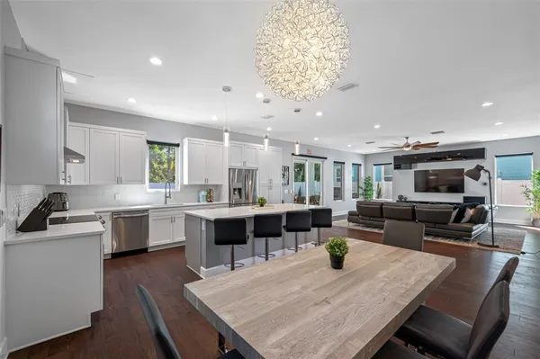 $11,750 | 902 West Plymouth Street, Tampa, FL 33603