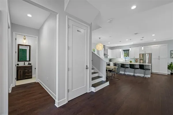 $12,000 | 902 West Plymouth Street, Tampa, FL 33603