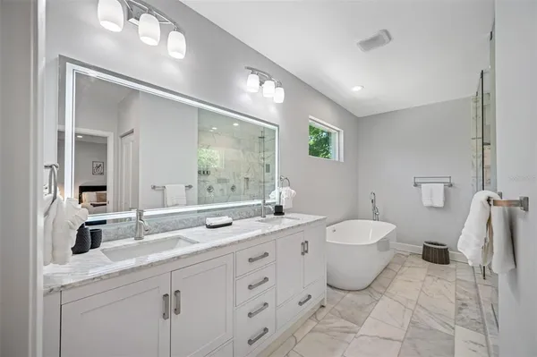 $12,000 | 902 West Plymouth Street, Tampa, FL 33603