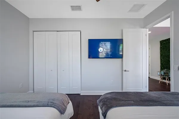 $12,000 | 902 West Plymouth Street, Tampa, FL 33603