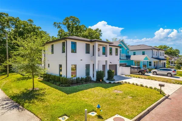 $12,000 | 902 West Plymouth Street, Tampa, FL 33603