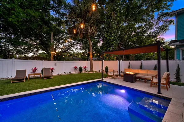 $12,000 | 902 West Plymouth Street, Tampa, FL 33603