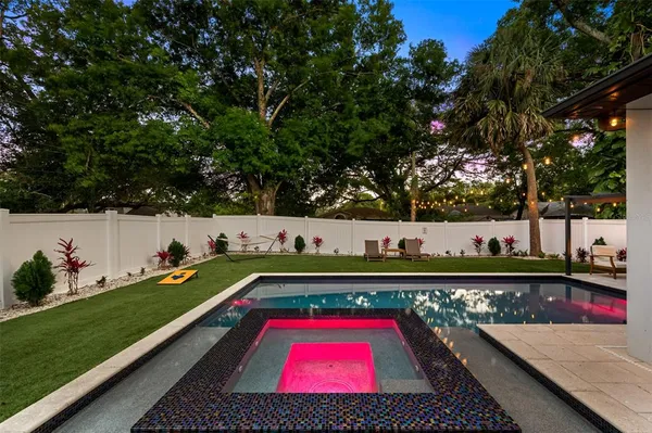 $12,000 | 902 West Plymouth Street, Tampa, FL 33603