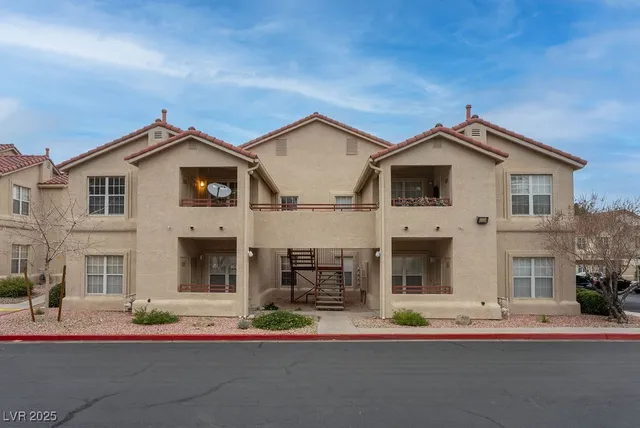 $1,250 | 520 Arrowhead Trail, Unit 1212, Henderson, NV 89015