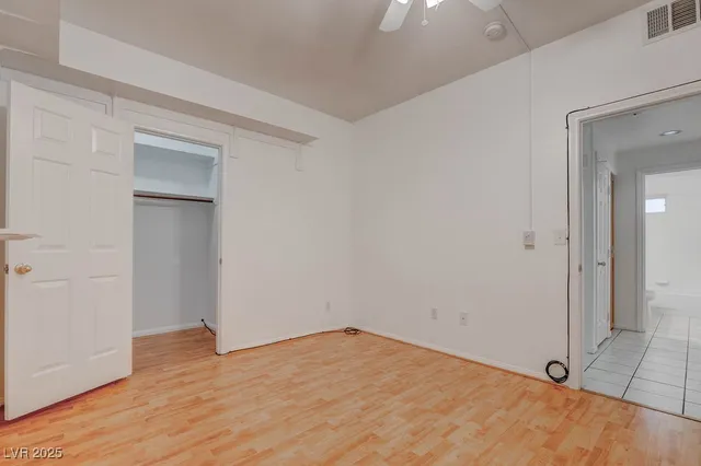 $1,250 | 520 Arrowhead Trail, Unit 1212, Henderson, NV 89015