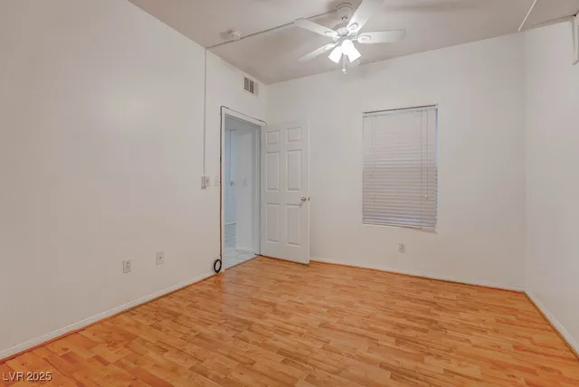 $1,250 | 520 Arrowhead Trail, Unit 1212, Henderson, NV 89015