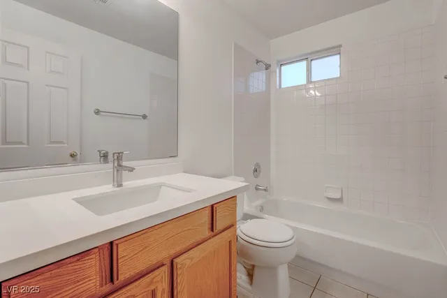 $1,250 | 520 Arrowhead Trail, Unit 1212, Henderson, NV 89015