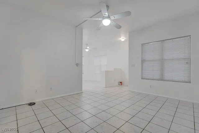 $1,250 | 520 Arrowhead Trail, Unit 1212, Henderson, NV 89015