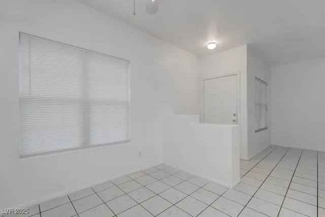 $1,250 | 520 Arrowhead Trail, Unit 1212, Henderson, NV 89015