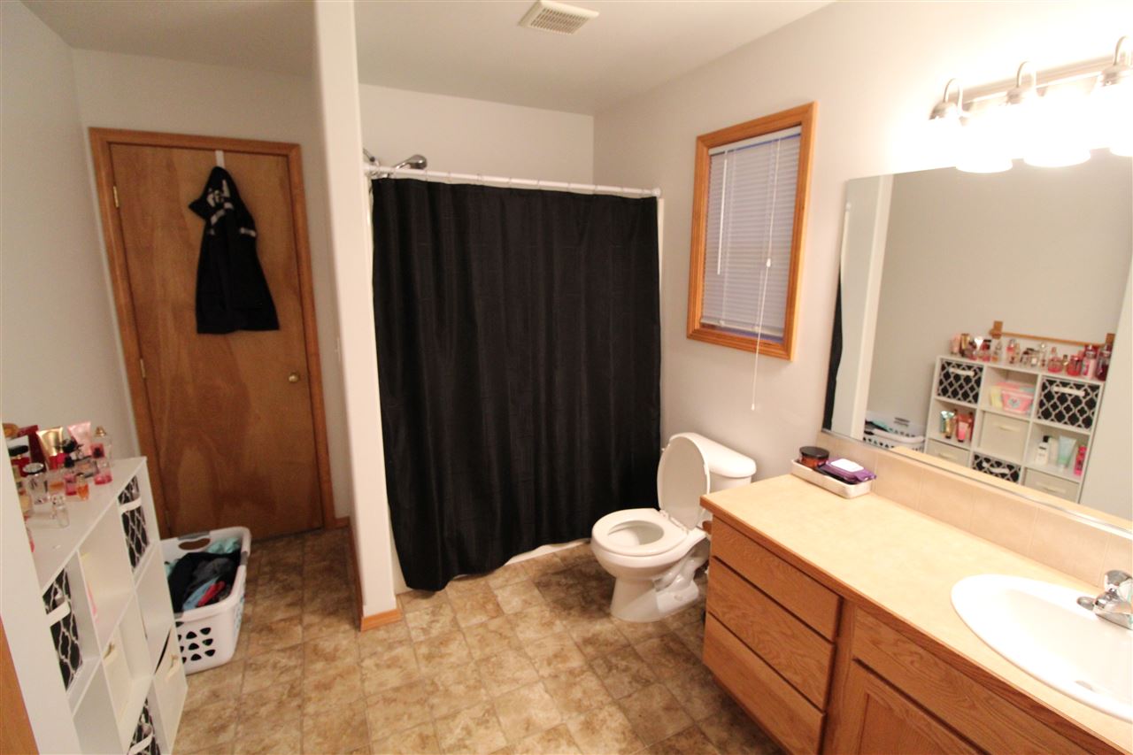 525 West Ivanhoe Road Spokane, WA 99218 - Photo 15 of 20