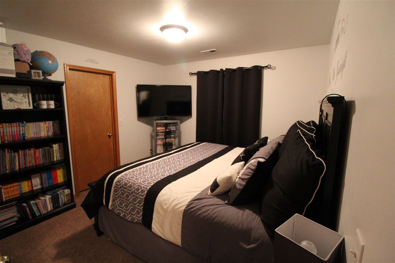 525 West Ivanhoe Road Spokane, WA 99218 - Photo 17 of 20