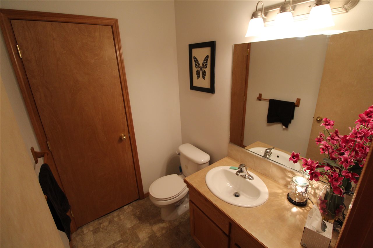 525 West Ivanhoe Road Spokane, WA 99218 - Photo 9 of 20