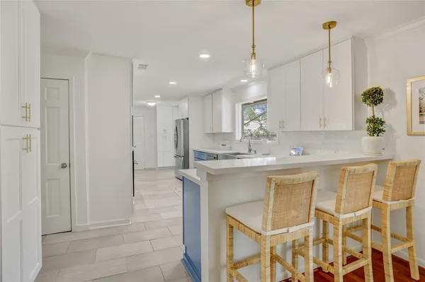 $590,000 | 4606 Waynesboro Drive, Houston, TX 77035