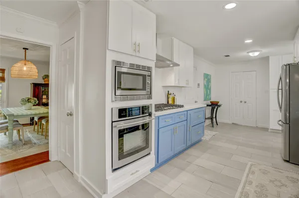 $590,000 | 4606 Waynesboro Drive, Houston, TX 77035