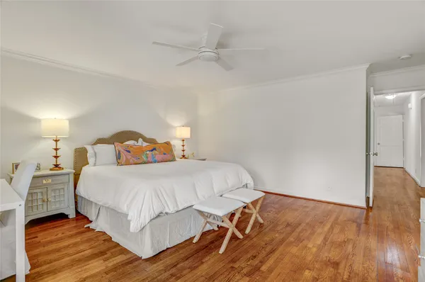 $590,000 | 4606 Waynesboro Drive, Houston, TX 77035