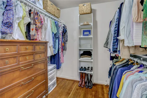 $590,000 | 4606 Waynesboro Drive, Houston, TX 77035