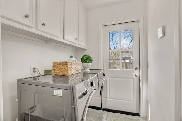 $590,000 | 4606 Waynesboro Drive, Houston, TX 77035