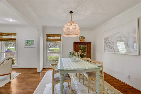 $590,000 | 4606 Waynesboro Drive, Houston, TX 77035