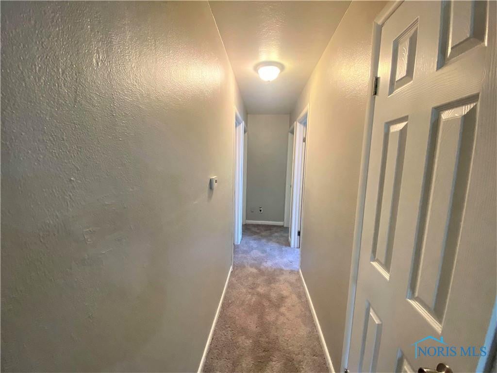 801 Ranch Drive Toledo, OH 43607 - Photo 2 of 10 Gallery Image 2