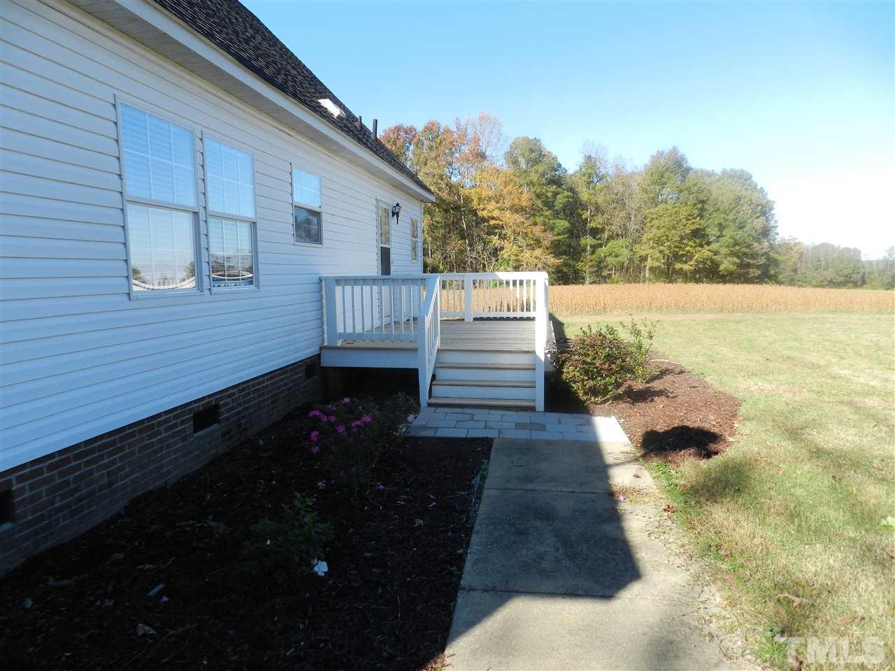 527 Perry Road Zebulon, NC 27597 - Photo 2 of 12 Gallery Image 2