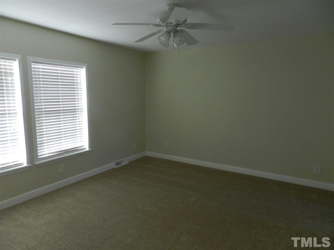 527 Perry Road Zebulon, NC 27597 - Photo 6 of 12 Gallery Image 6