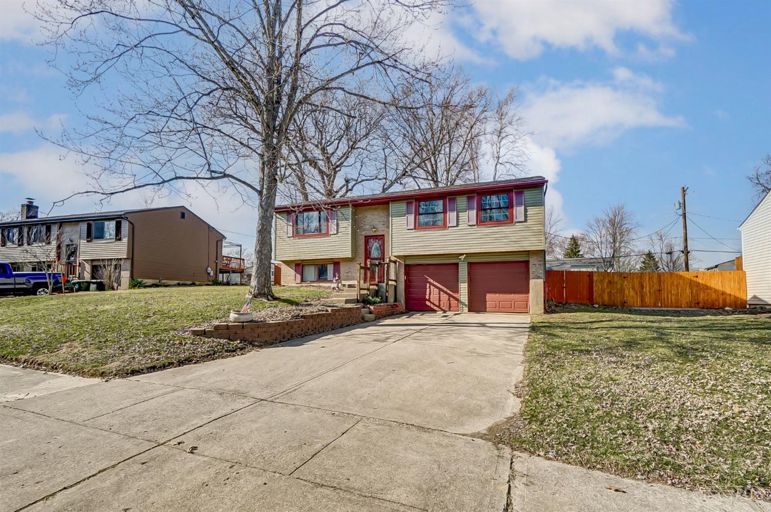 1736 Del Rio Drive Hamilton, OH 45013 - Photo 5 of 56 Gallery Image 5