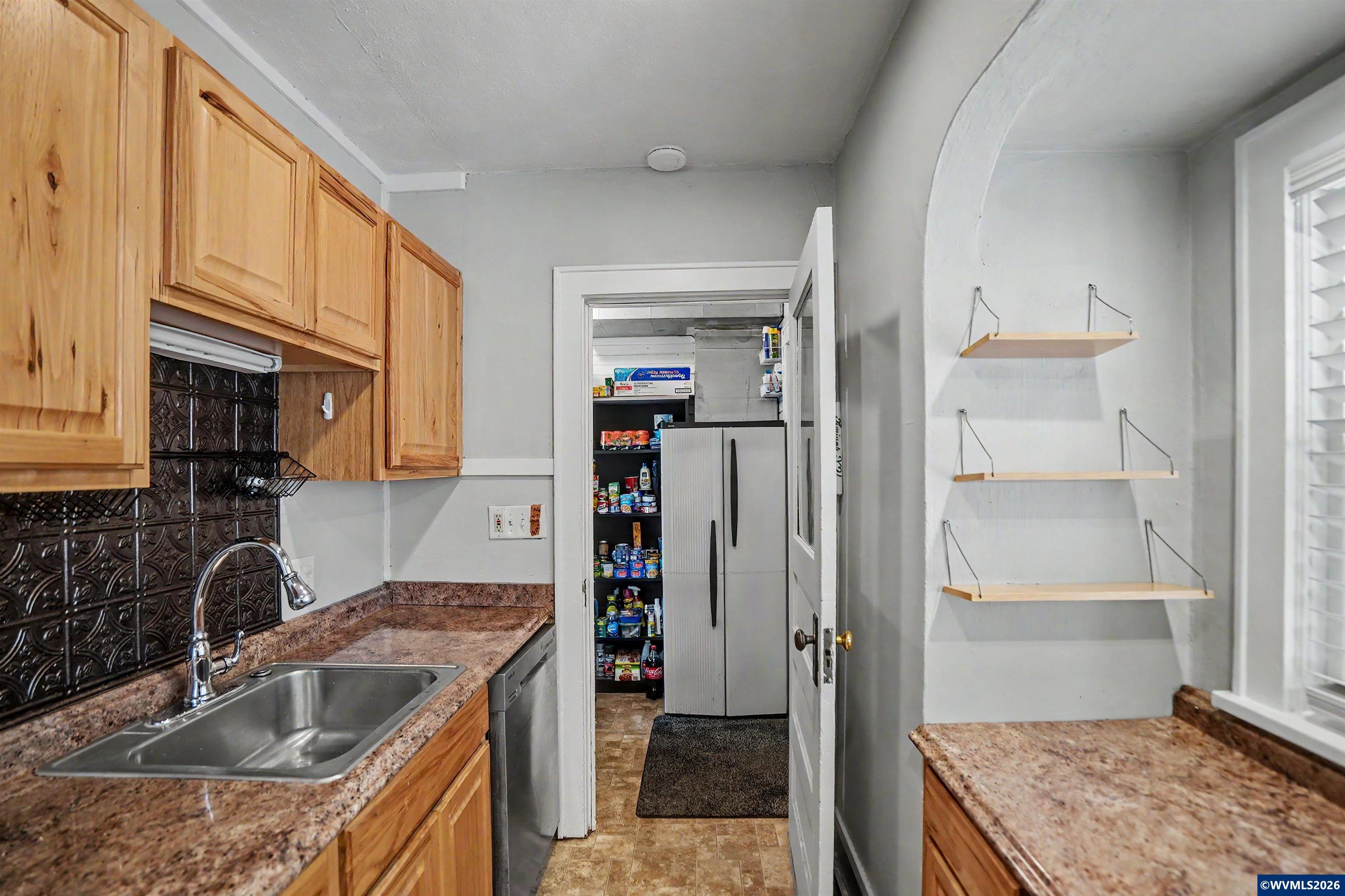 2155 Mill Street Southeast Salem, OR 97301 - Photo 15 of 29