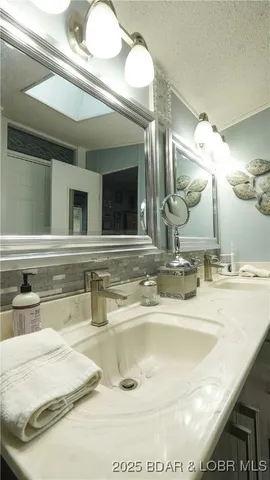 $575,000 | 99 Rustic Woods Road, Sunrise Beach, MO 65079