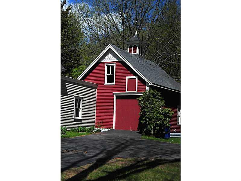 639 Duck Pond Road Westbrook, ME 04092 - Photo 4 of 20 Stable/Barn.
